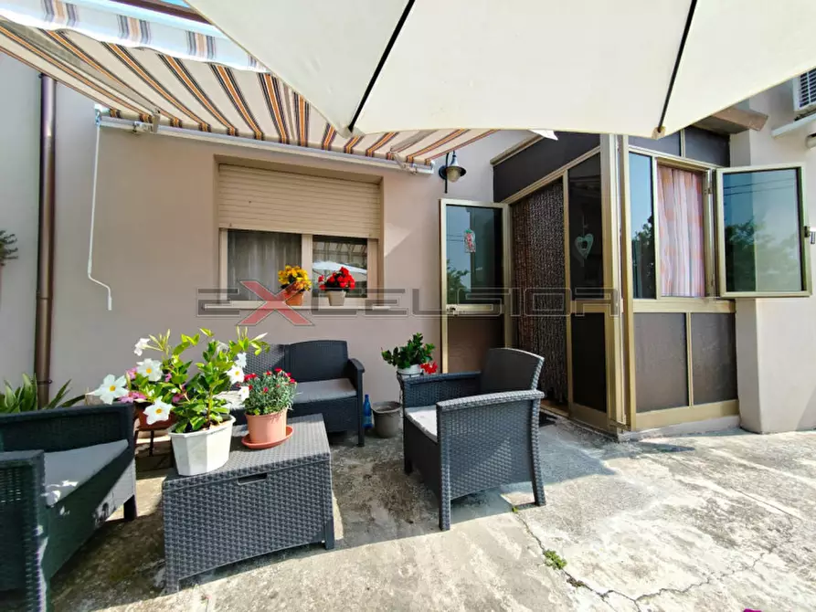 Immagine 1 di Villetta a schiera in vendita  in Via G. Matteotti n.20 bis - Cavarzere (VE) a Cavarzere