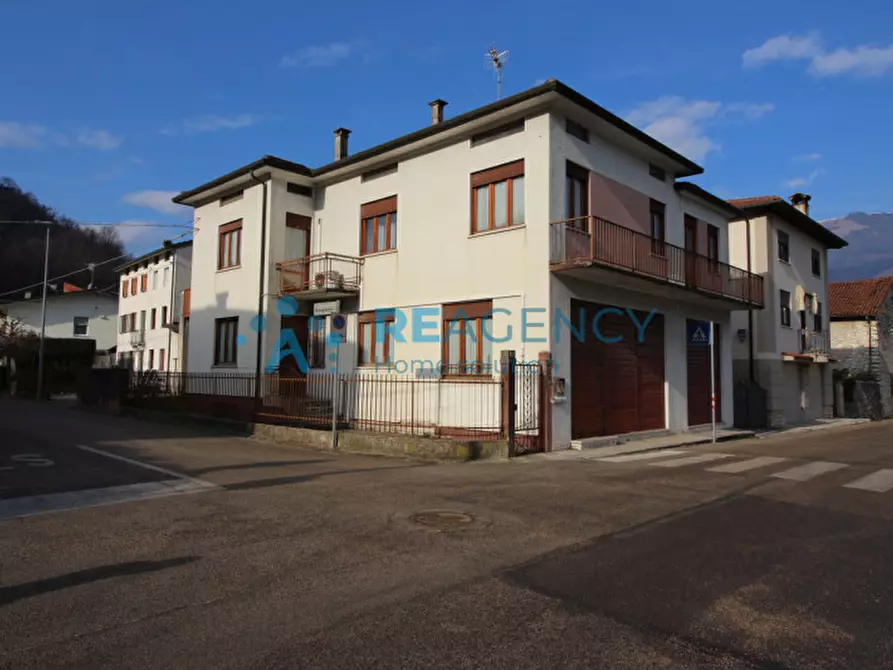 Immagine 1 di Casa indipendente in vendita  in Via Lanificio Rossi 8 a Torrebelvicino