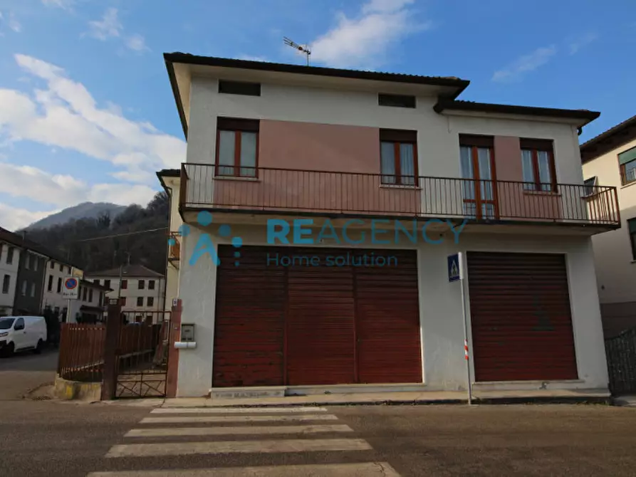 Immagine 3 di Casa indipendente in vendita  in Via Lanificio Rossi 8 a Torrebelvicino