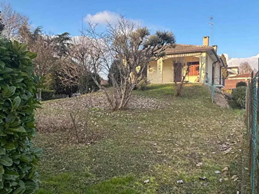 Immagine 2 di Casa bifamiliare in vendita  in Via Marconi a Noventa Padovana