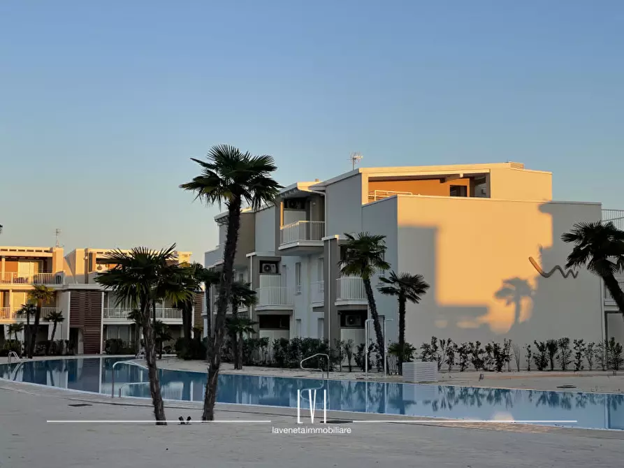 Immagine 15 di Attico in vendita  a Jesolo