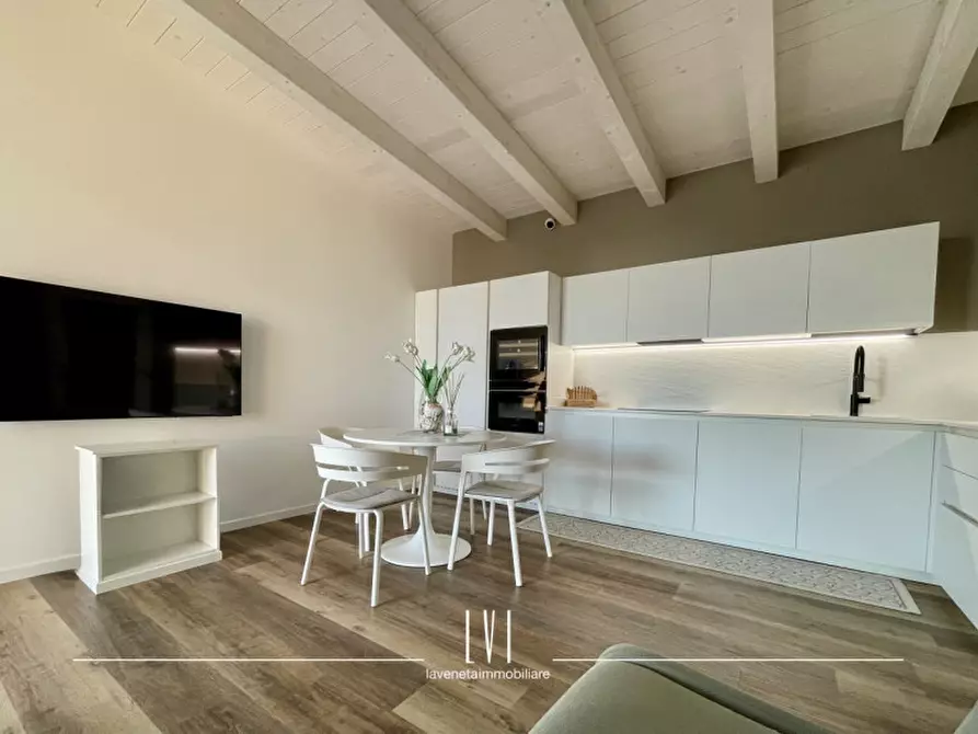 Immagine 18 di Attico in vendita  a Jesolo