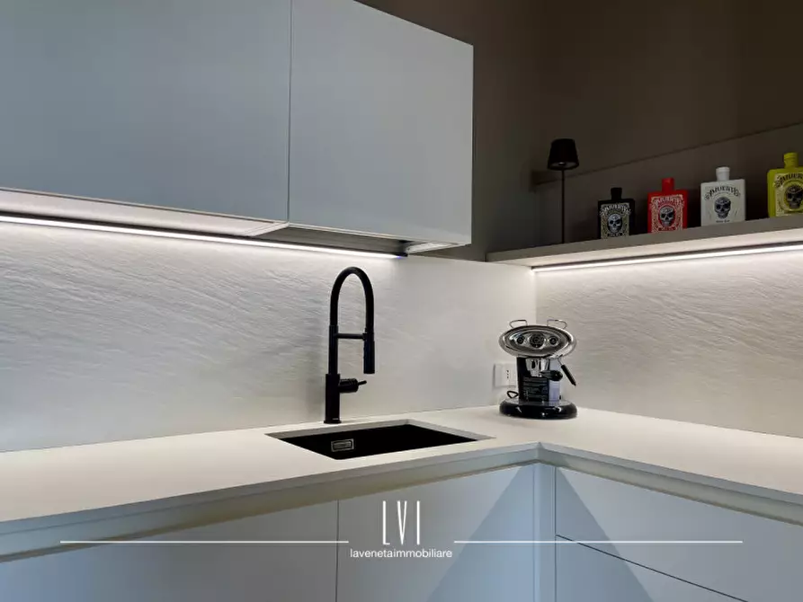 Immagine 20 di Attico in vendita  a Jesolo