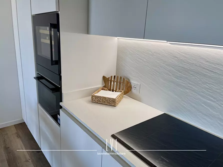 Immagine 21 di Attico in vendita  a Jesolo