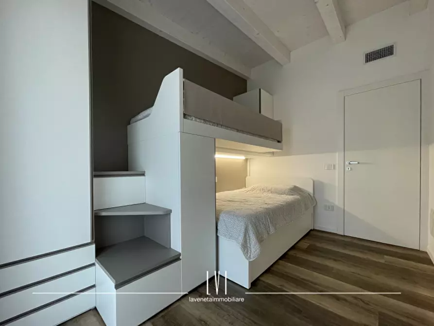 Immagine 27 di Attico in vendita  a Jesolo