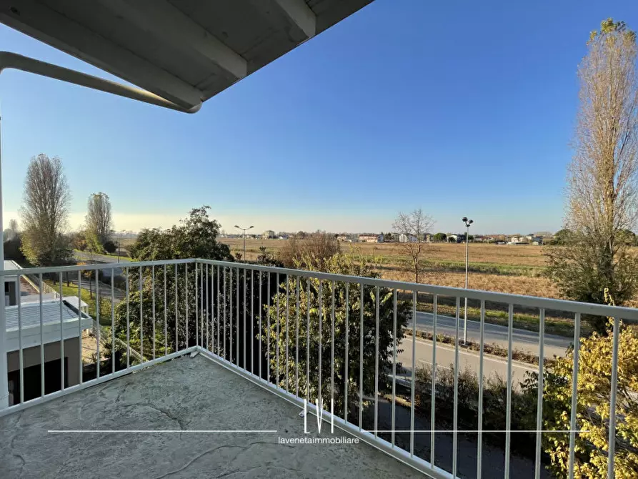 Immagine 32 di Attico in vendita  a Jesolo