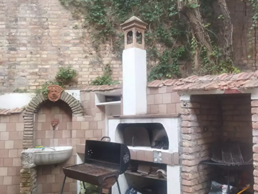 Immagine 21 di Villa in affitto  in Via Thaon De Revel a Ancona