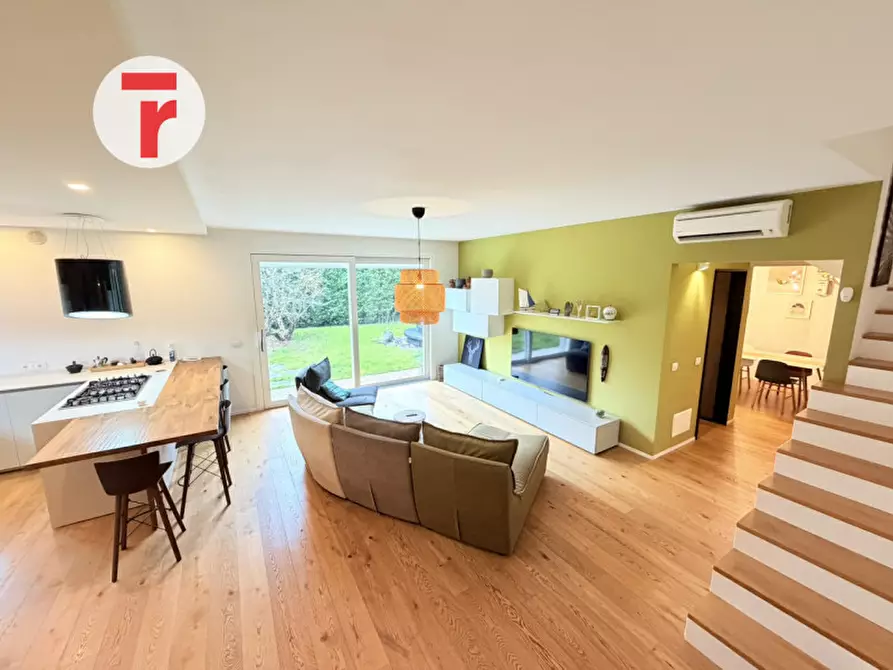 Immagine 1 di Casa trifamiliare in vendita  in Via Salvo D'Acquisto a Noventa Padovana