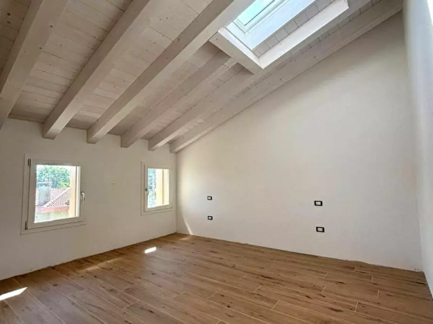 Immagine 3 di Appartamento in vendita  a Loreggia