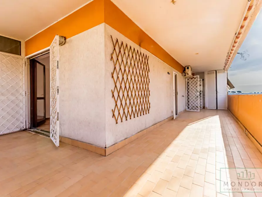 Immagine 9 di Appartamento in vendita  in Via Arturo Danusso  23 a Roma