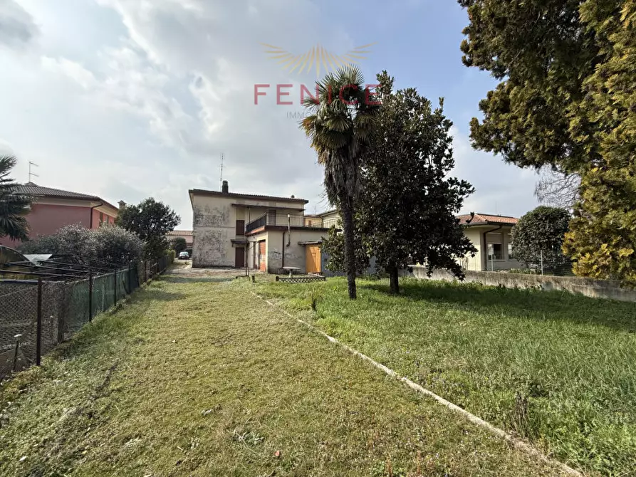 Immagine 2 di Terreno in vendita  in via XVIII Giugno 20 a Susegana