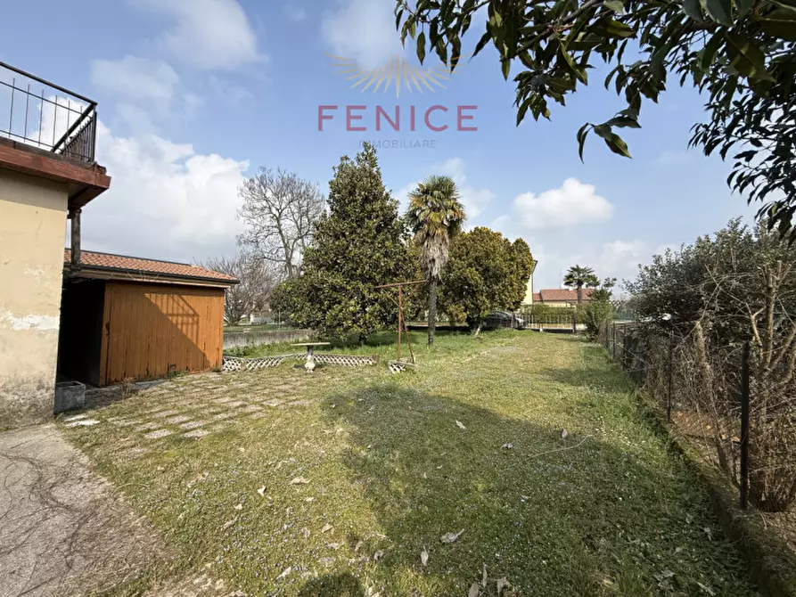 Immagine 10 di Terreno in vendita  in via XVIII Giugno 20 a Susegana