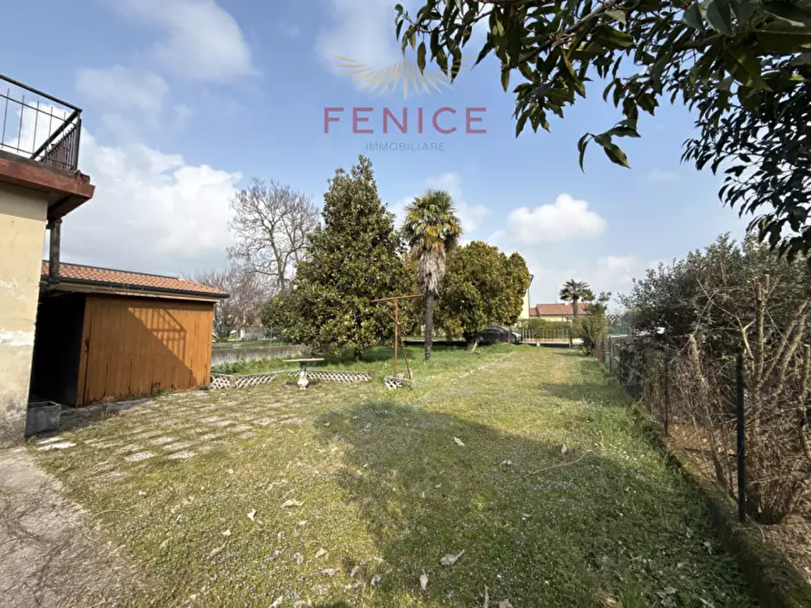 Immagine 15 di Terreno in vendita  in via XVIII Giugno 20 a Susegana