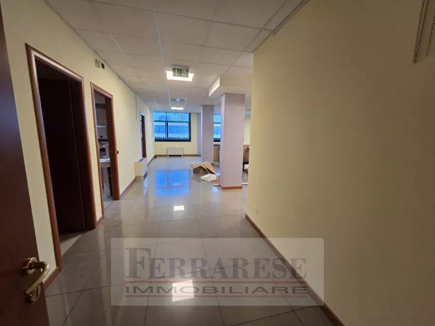 Immagine 2 di Ufficio in vendita  in via sesta strada a Padova