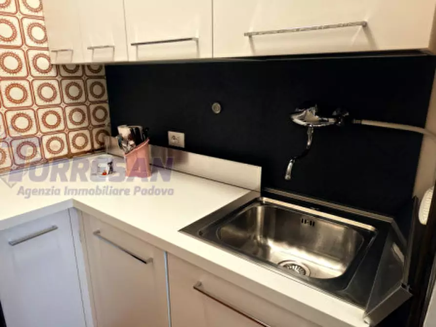 Immagine 10 di Appartamento in affitto  in VIA LEONARDO DA VINCI 2 a Padova