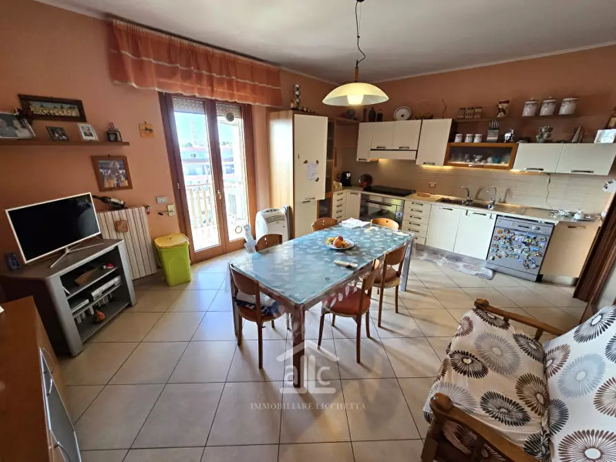 Immagine 1 di Appartamento in vendita  in Via E. A. Mario 3b a Lecce