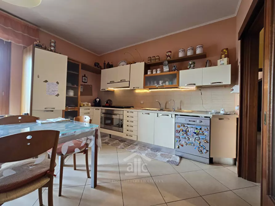 Immagine 22 di Appartamento in vendita  in Via E. A. Mario 3b a Lecce