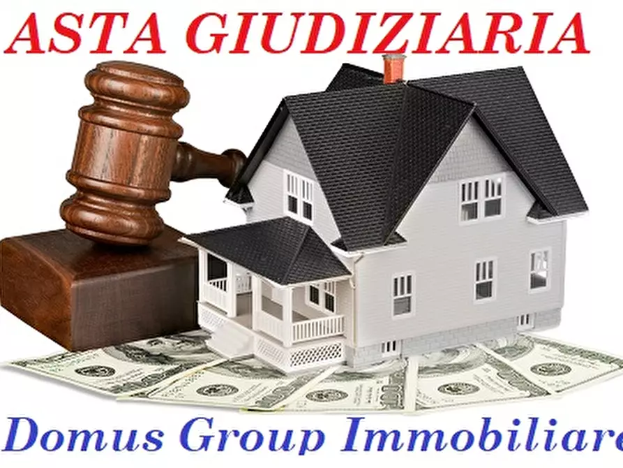 Immagine 12 di Appartamento in vendita  in Via Cassia a Roma