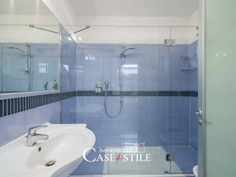 Immagine 9 di Appartamento in vendita  in Via Cicala a Sarzana