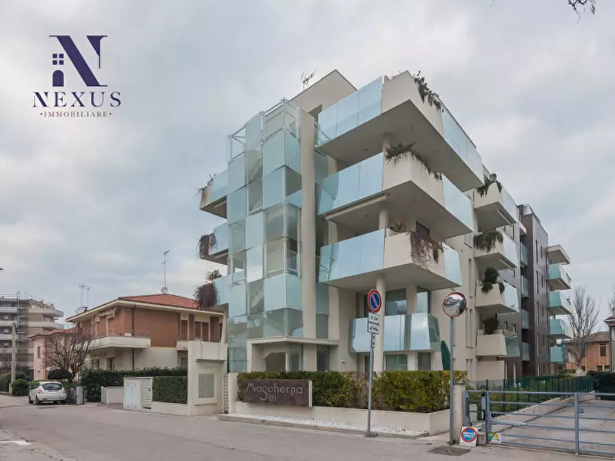 Immagine 4 di Appartamento in vendita  a Fano