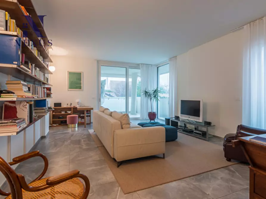 Immagine 5 di Appartamento in vendita  a Fano