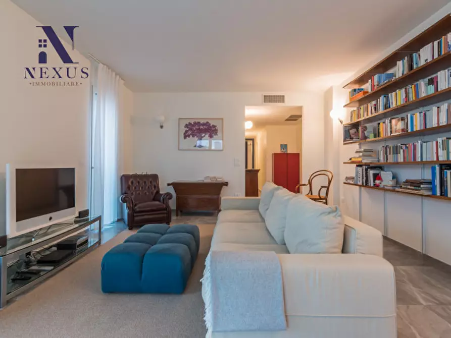 Immagine 11 di Appartamento in vendita  a Fano