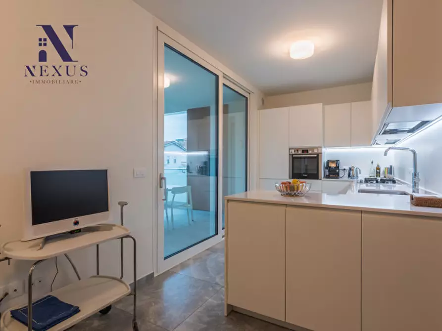 Immagine 13 di Appartamento in vendita  a Fano