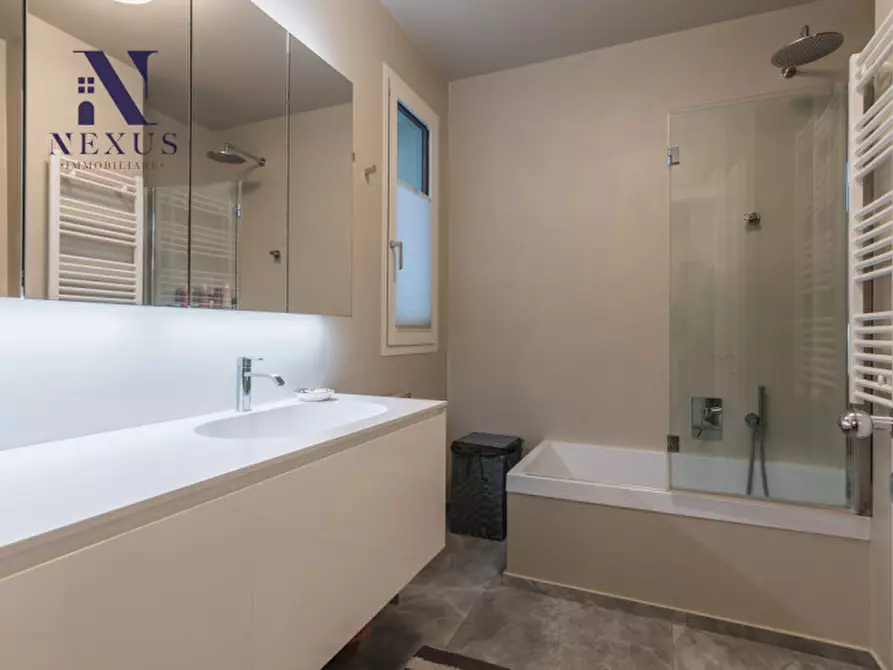 Immagine 29 di Appartamento in vendita  a Fano