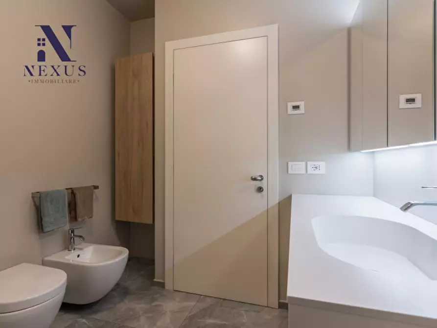 Immagine 30 di Appartamento in vendita  a Fano