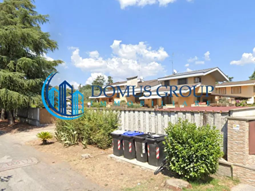 Immagine 22 di Villa in vendita  in Via Fratelli Maristi a Roma