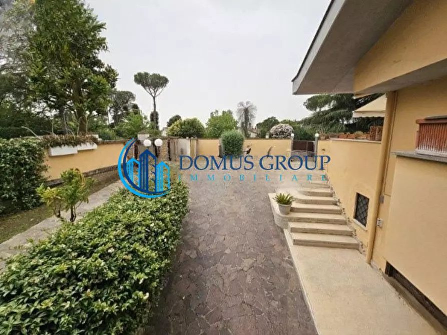 Immagine 24 di Villa in vendita  in Via Fratelli Maristi a Roma