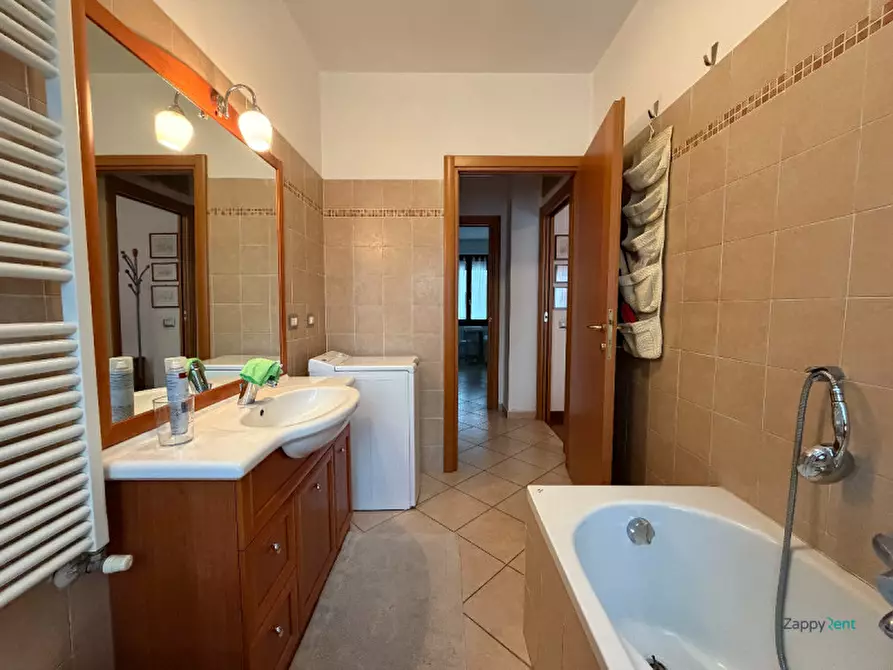 Immagine 14 di Appartamento in affitto  in Via Bruno Cassinari a Milano