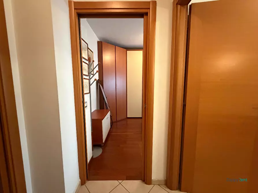 Immagine 20 di Appartamento in affitto  in Via Bruno Cassinari a Milano