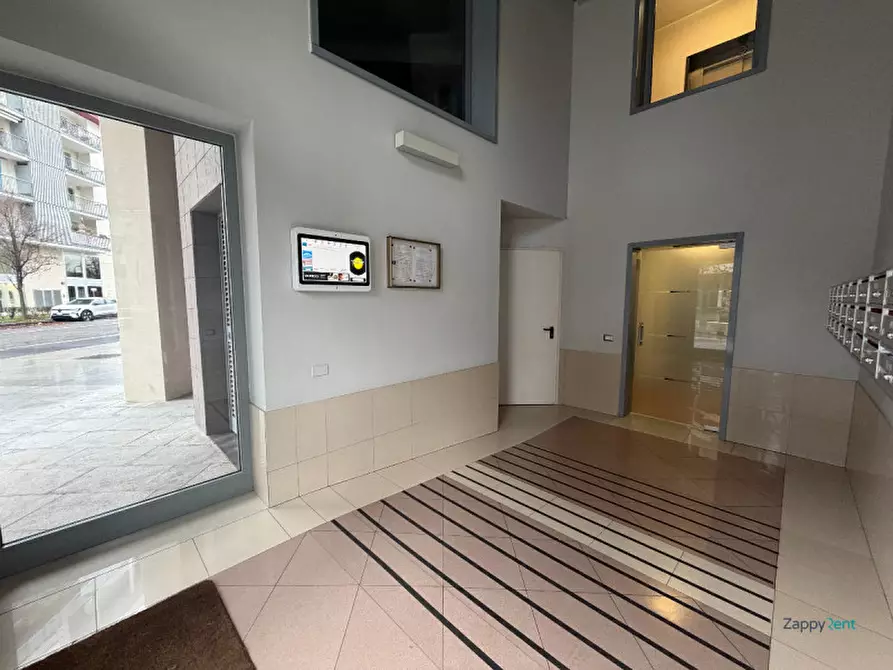 Immagine 31 di Appartamento in affitto  in Via Bruno Cassinari a Milano