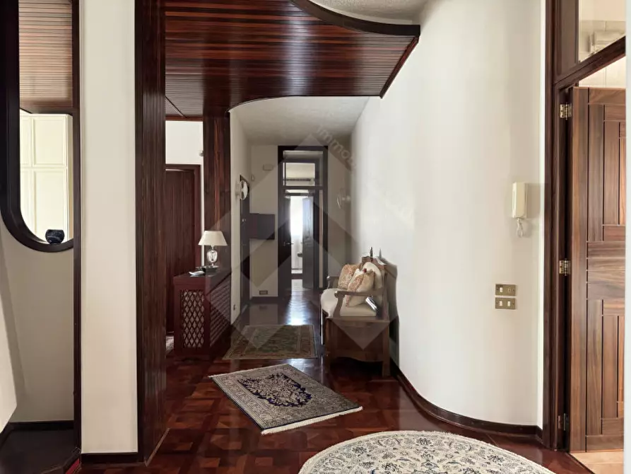 Immagine 2 di Appartamento in vendita  in Via Tiepolo 11 a Andria