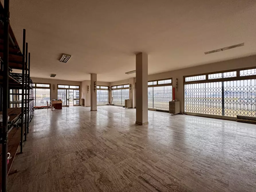 Immagine 2 di Casa indipendente in vendita  in Via Roma a Urbana