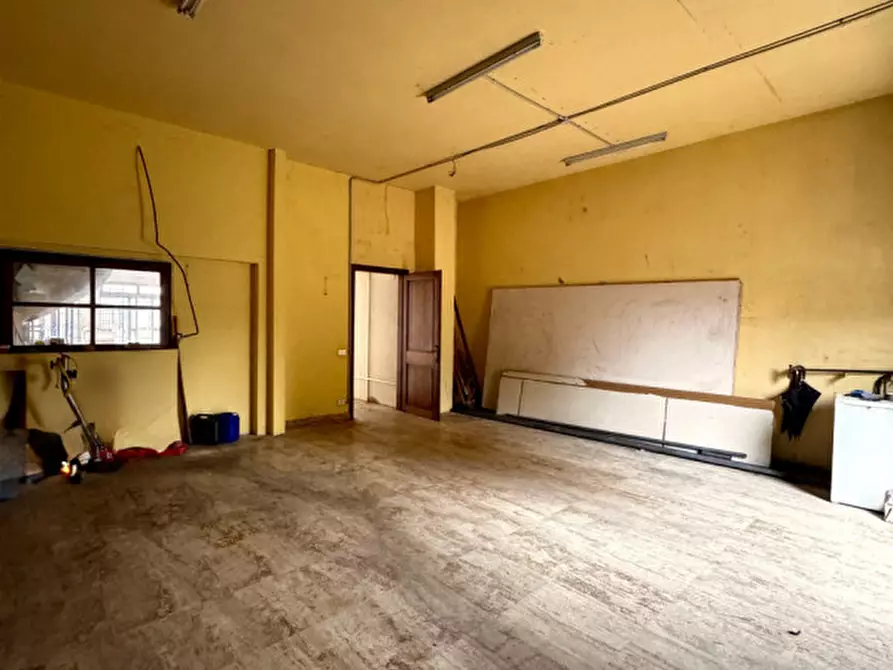 Immagine 27 di Casa indipendente in vendita  in Via Roma a Urbana