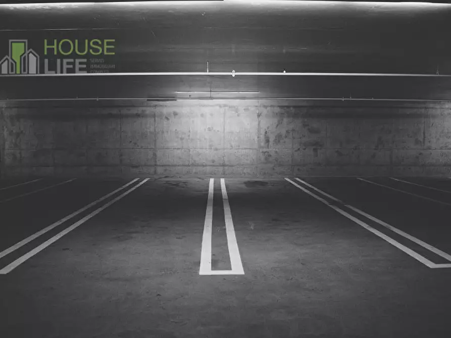 Immagine 13 di Garage in vendita  in Via Pasubio a Schio