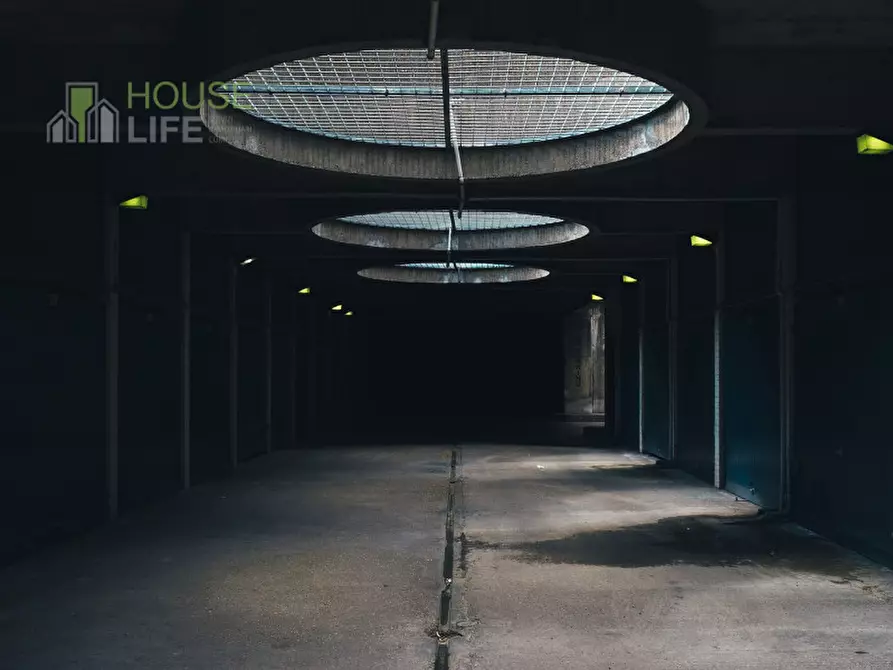 Immagine 14 di Garage in vendita  in Via Pasubio a Schio