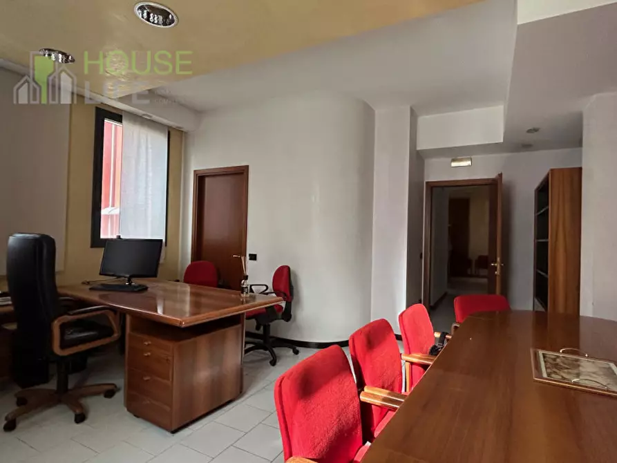 Immagine 11 di Ufficio in vendita  in Viale dell'industria a Schio