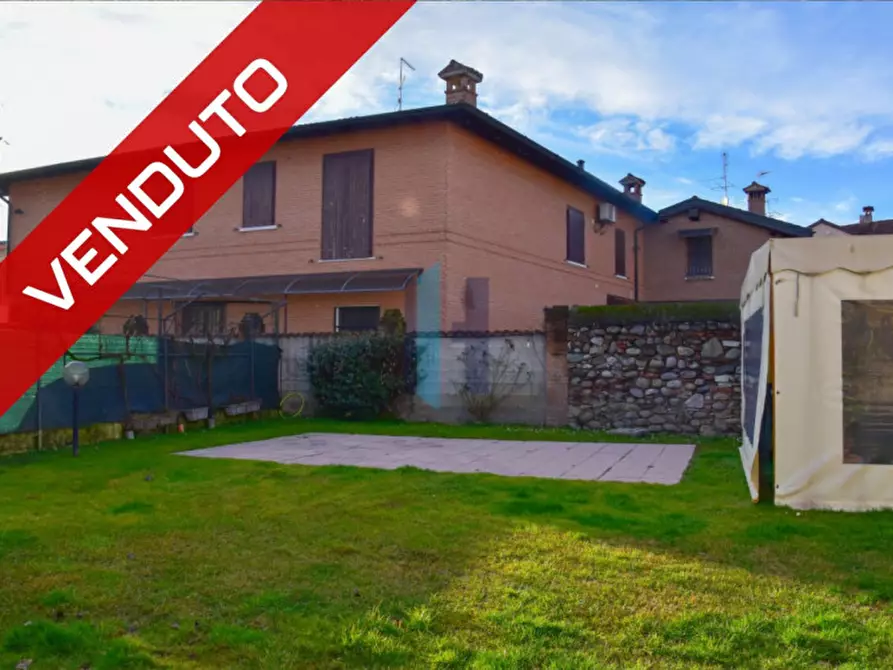 Immagine 1 di Casa bifamiliare in vendita  a Torbole Casaglia