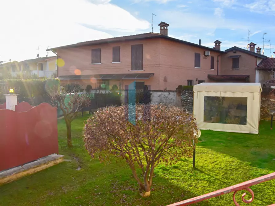 Immagine 3 di Casa bifamiliare in vendita  a Torbole Casaglia