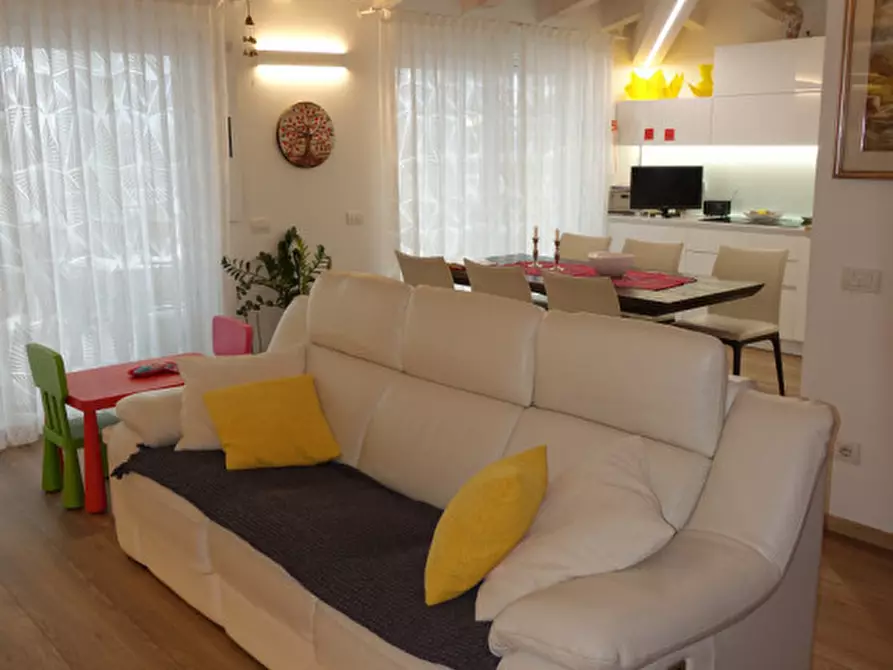 Immagine 25 di Attico in vendita  in Mezzolombardo, via Carlo Devigili a Mezzolombardo