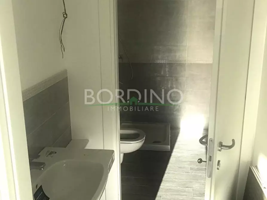 Immagine 6 di Ufficio in affitto  in Via IV Novembre, snc a Magliano Alfieri