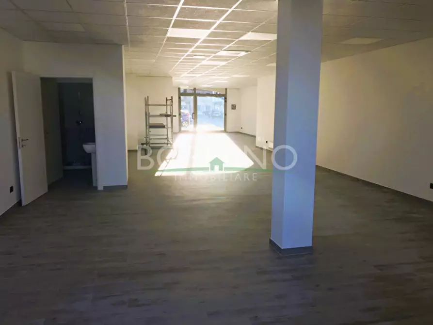 Immagine 10 di Ufficio in affitto  in Via IV Novembre, snc a Magliano Alfieri