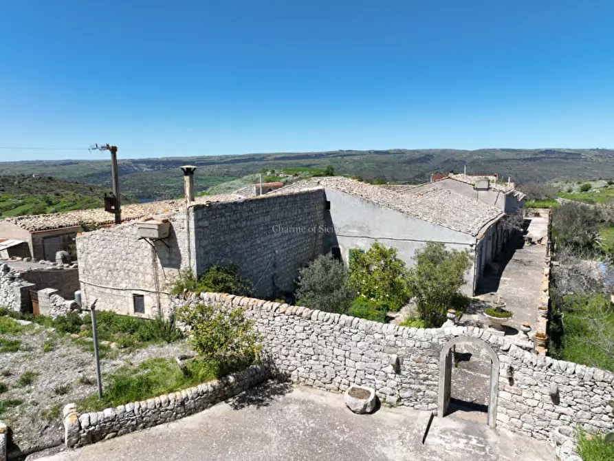 Immagine 18 di Villa in vendita  in SP 58 a Modica