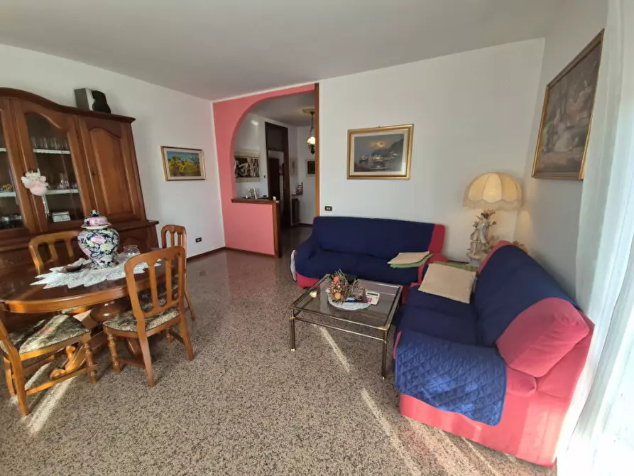 Immagine 5 di Appartamento in vendita  in Via Brigate Alpine a Villafranca Di Verona