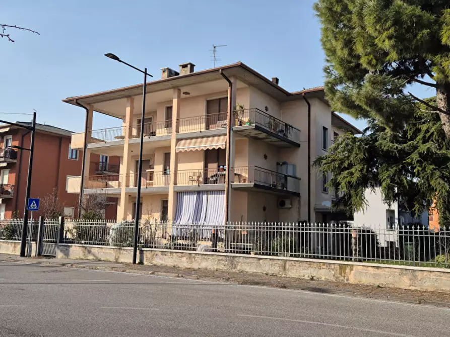 Immagine 35 di Appartamento in vendita  in Via Brigate Alpine a Villafranca Di Verona