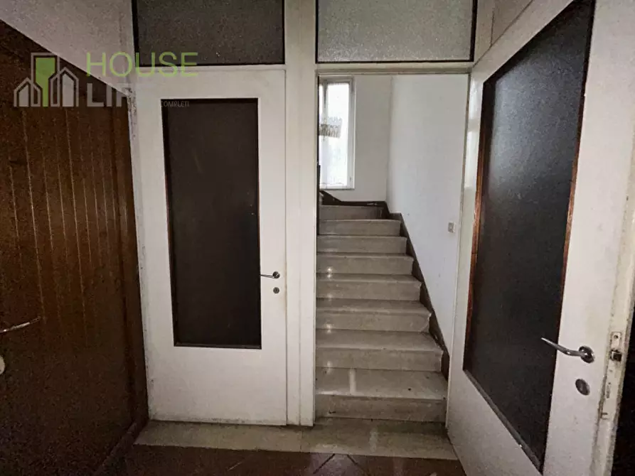Immagine 5 di Casa indipendente in vendita  in Via Brandellero a Valli Del Pasubio