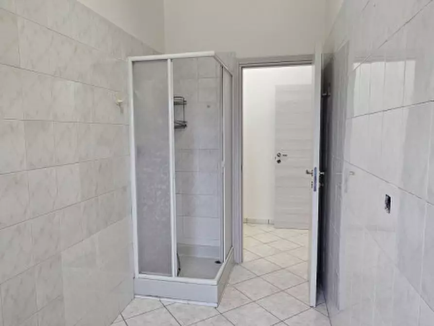 Immagine 12 di Appartamento in affitto  in PIAZZA LEONARDO DA VINCI 31 a Asti